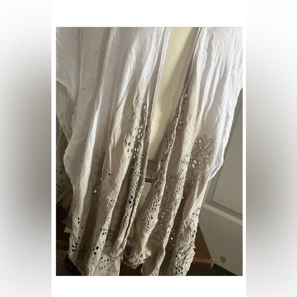 J Jill Ombre eyelet shawl cape summer wrap - Picture 3 of 6